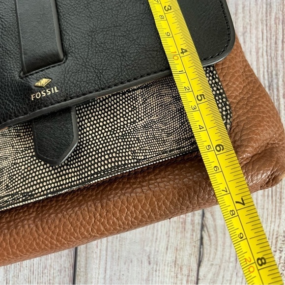 FOSSIL Multi Color Crossbody Purse - Picture 6 of 8